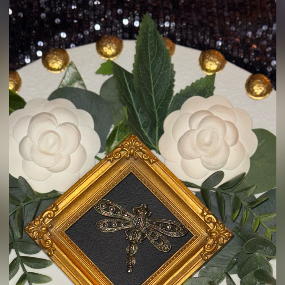 Silvertone Dragonfly Brooch - Picture 10 of 16